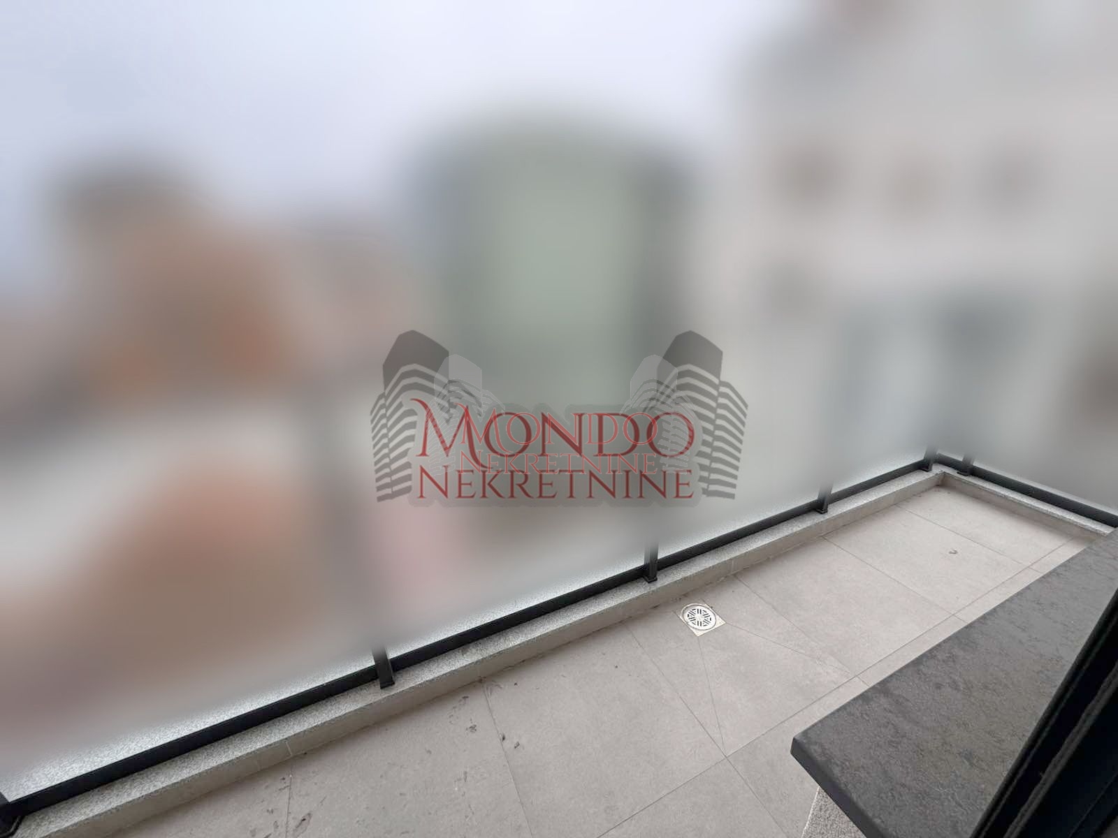 Cetvorosoban nov stan u centru grada kod Doma zdravlja 14