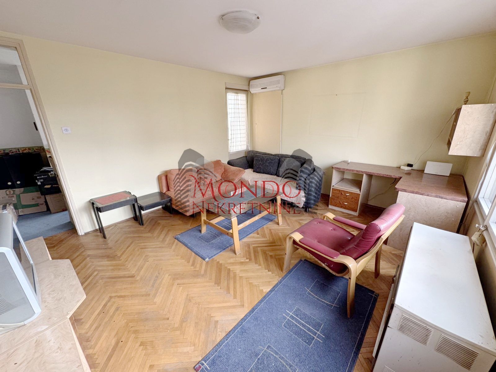 Dvosoban stan u Durlanu preko puta pijace 2