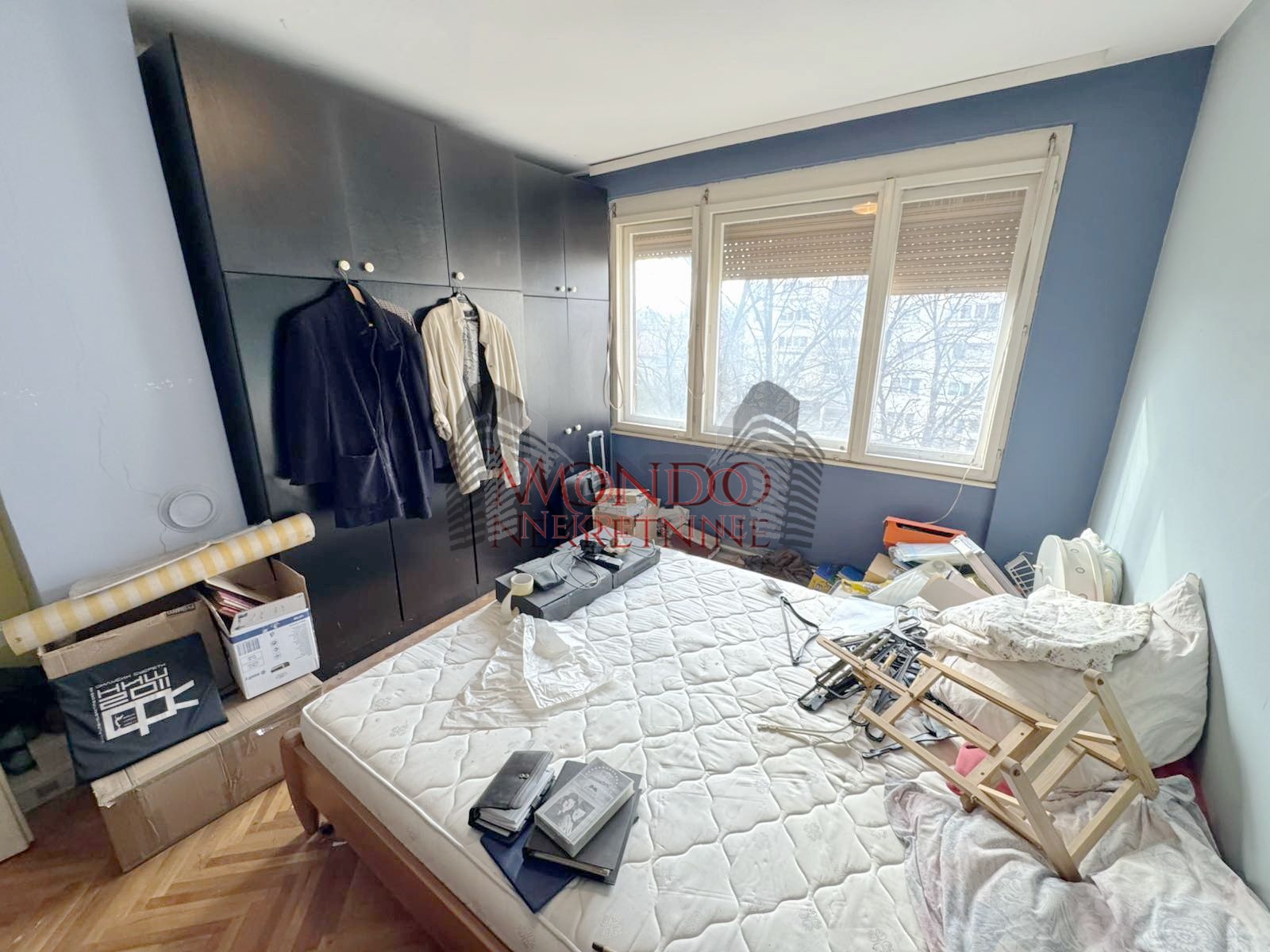 Dvosoban stan u Durlanu preko puta pijace 5