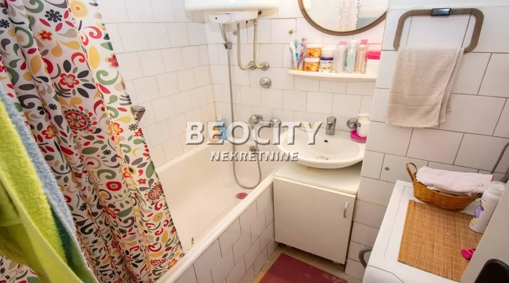 Trosoban stan, 77 m2, Blok 21 ID: 131182 13