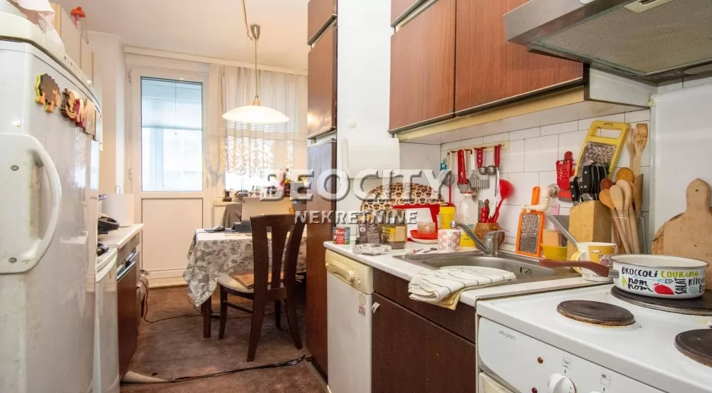 Trosoban stan, 77 m2, Blok 21 ID: 131182 6