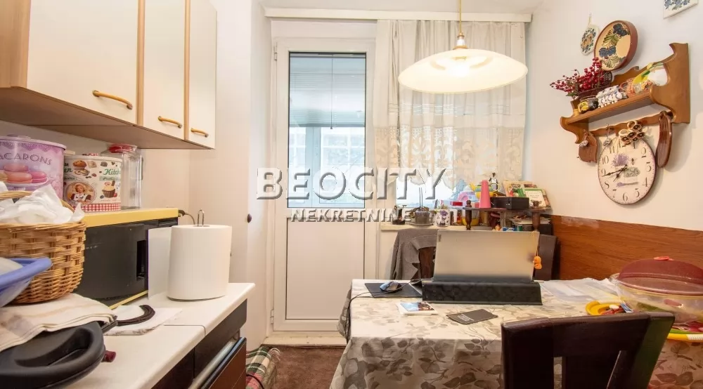 Trosoban stan, 77 m2, Blok 21 ID: 131182 7