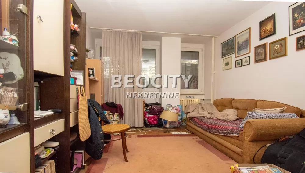 Trosoban stan, 77 m2, Blok 21 ID: 131182 8