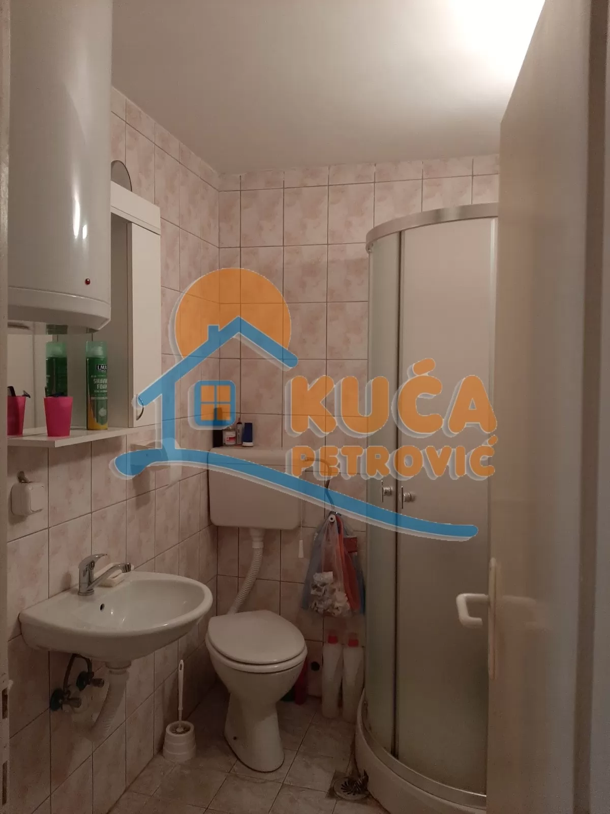 Dvosoban stan, 50 m2, Bulevar Nemanjića, Narodnih heroja ID: p-016212 2