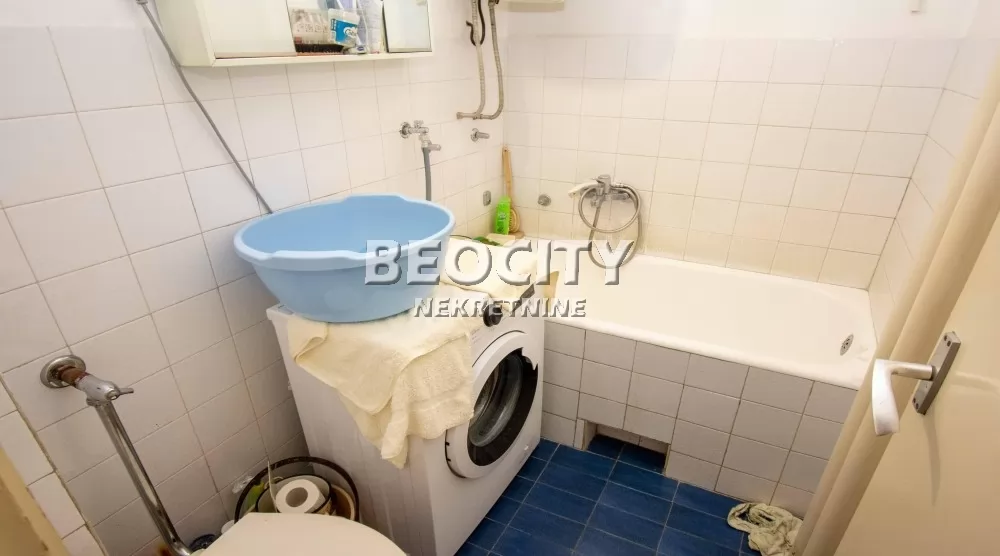 Dvosoban stan, 38 m2, Voždovac, Glasinačka ID: 131273 11