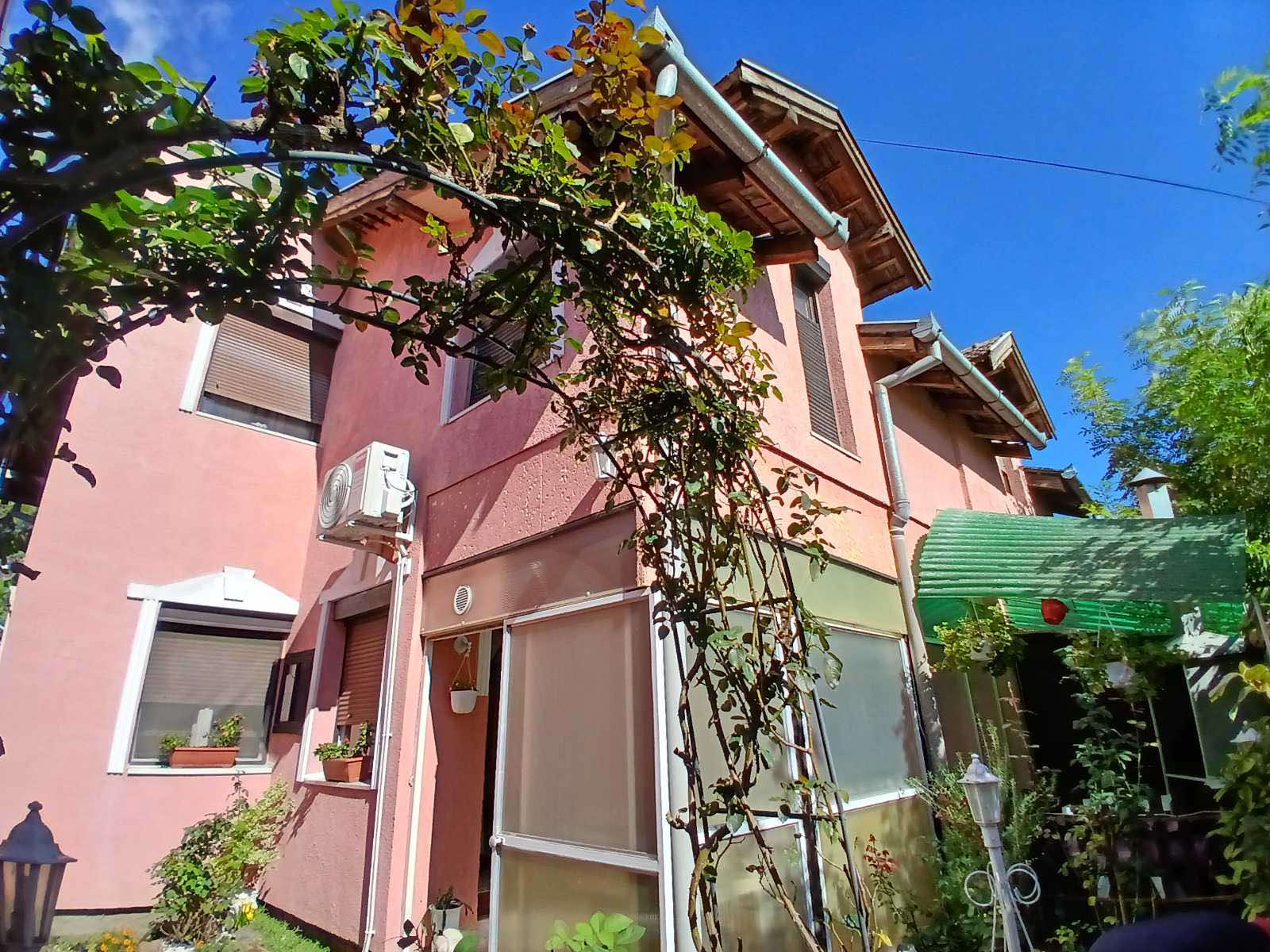 Porodična kuća u Subotici odlična lokacija odmah useljiva 1