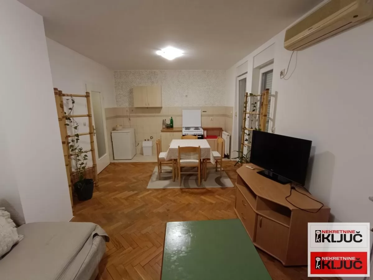 Dobra garsonjera na Sajmu 2