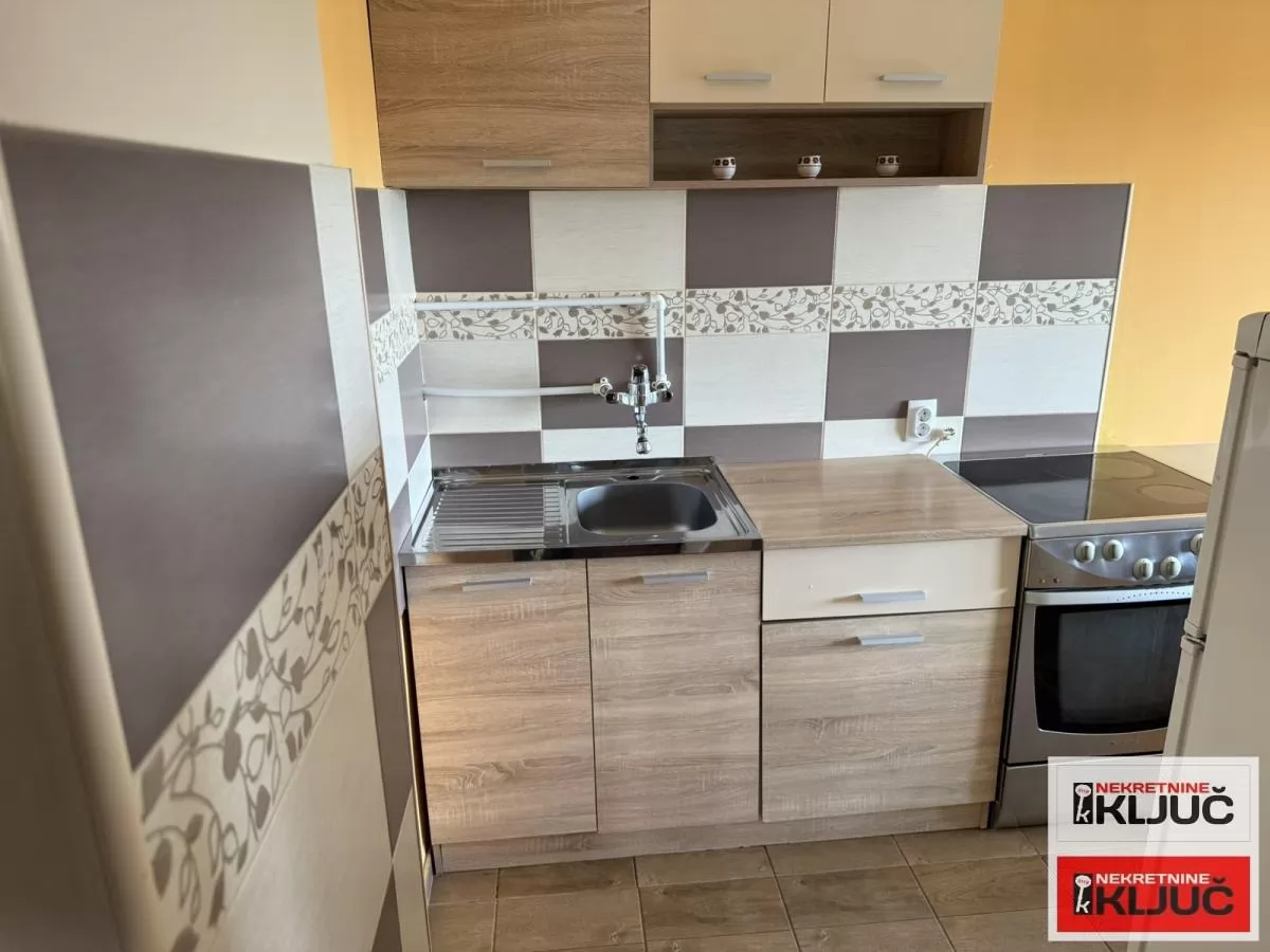 Dobra garsonjera na Sajmu 8