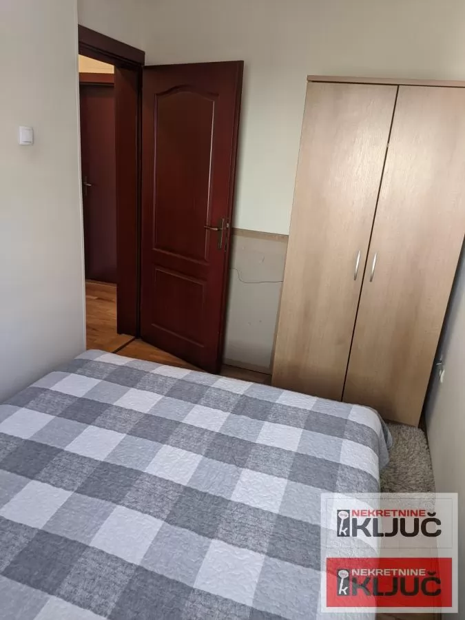 Dvosoban stan 47 m², Bulevar Oslobođenja, Novi Sad 12