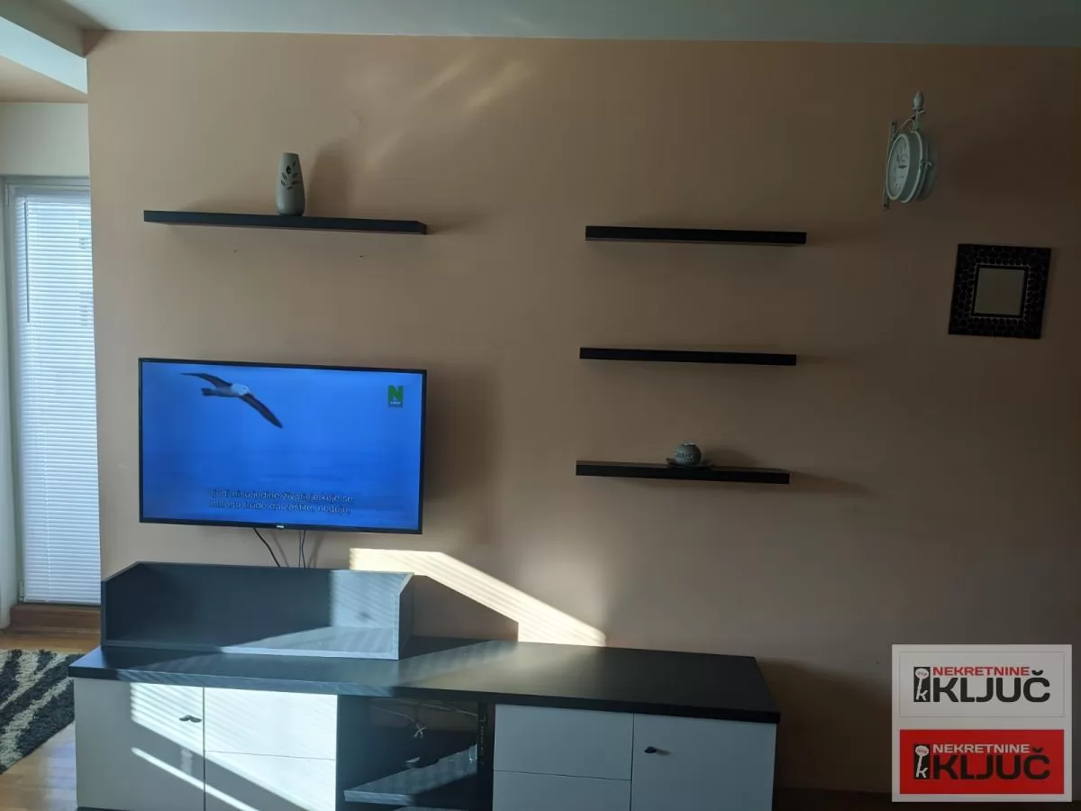 Dvosoban stan 47 m², Bulevar Oslobođenja, Novi Sad 6