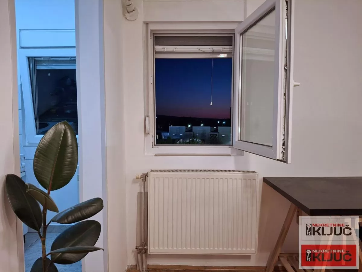 Garsonjera u blizini Medicinskog fakulteta 4