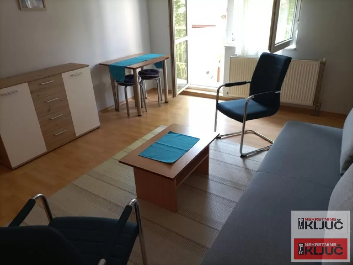 Jednosoban stan na Grbavici, Novi Sad, 30 m², 2. sprat 3