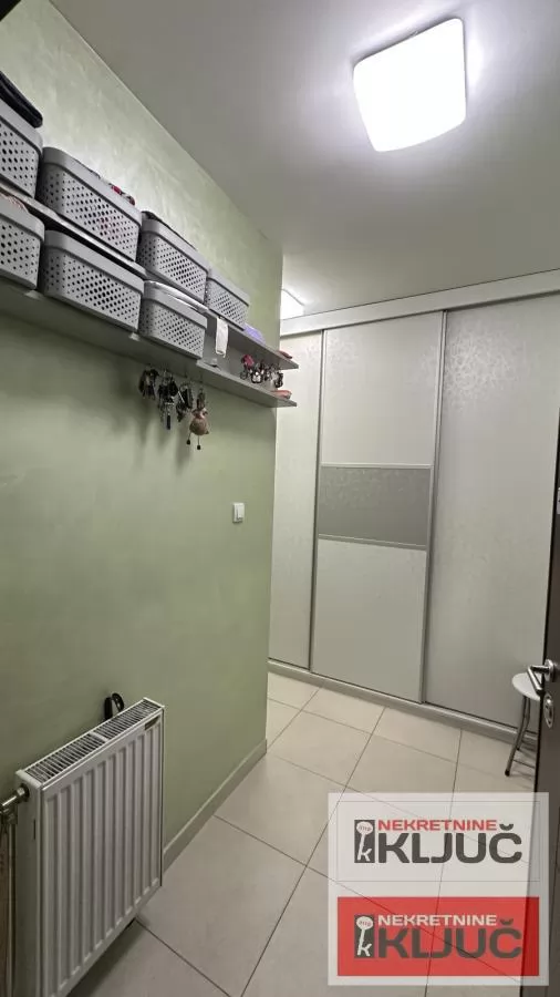 NOVO NASELJE, 84m2, Četvorosoban, Namešten 11