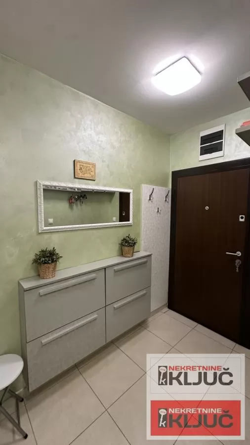 NOVO NASELJE, 84m2, Četvorosoban, Namešten 14