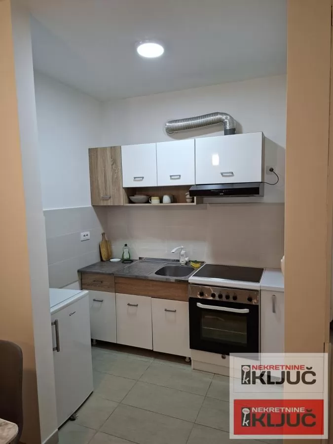 Odlican Jednoiposoban stan na Telepu 3