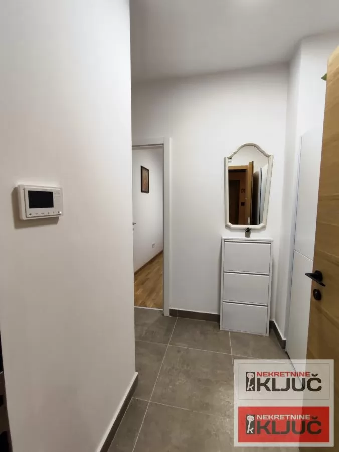 Odlican NOV stan na Avijaticarskom naselju/Bulevar Evrope/ 5