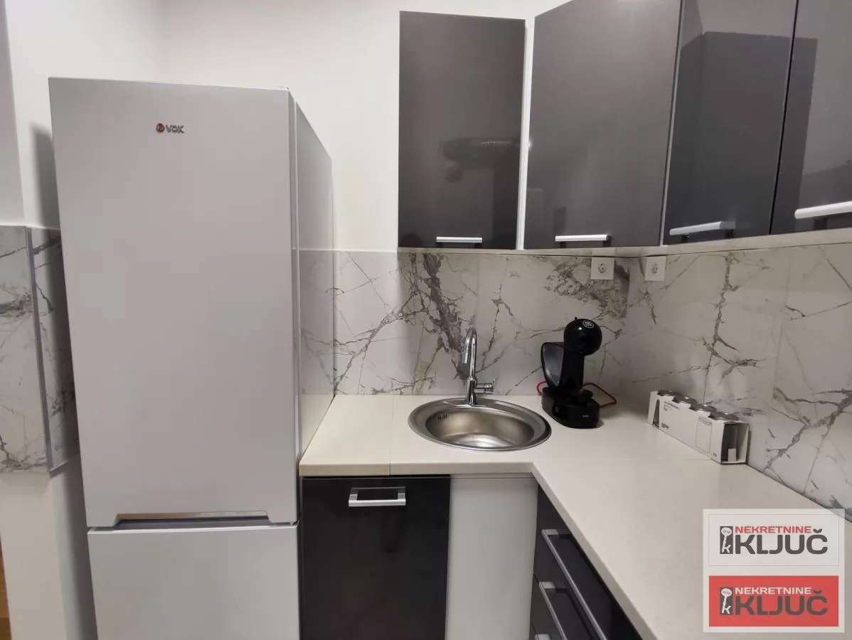 Odlican NOV stan na Avijaticarskom naselju/Bulevar Evrope/ 7