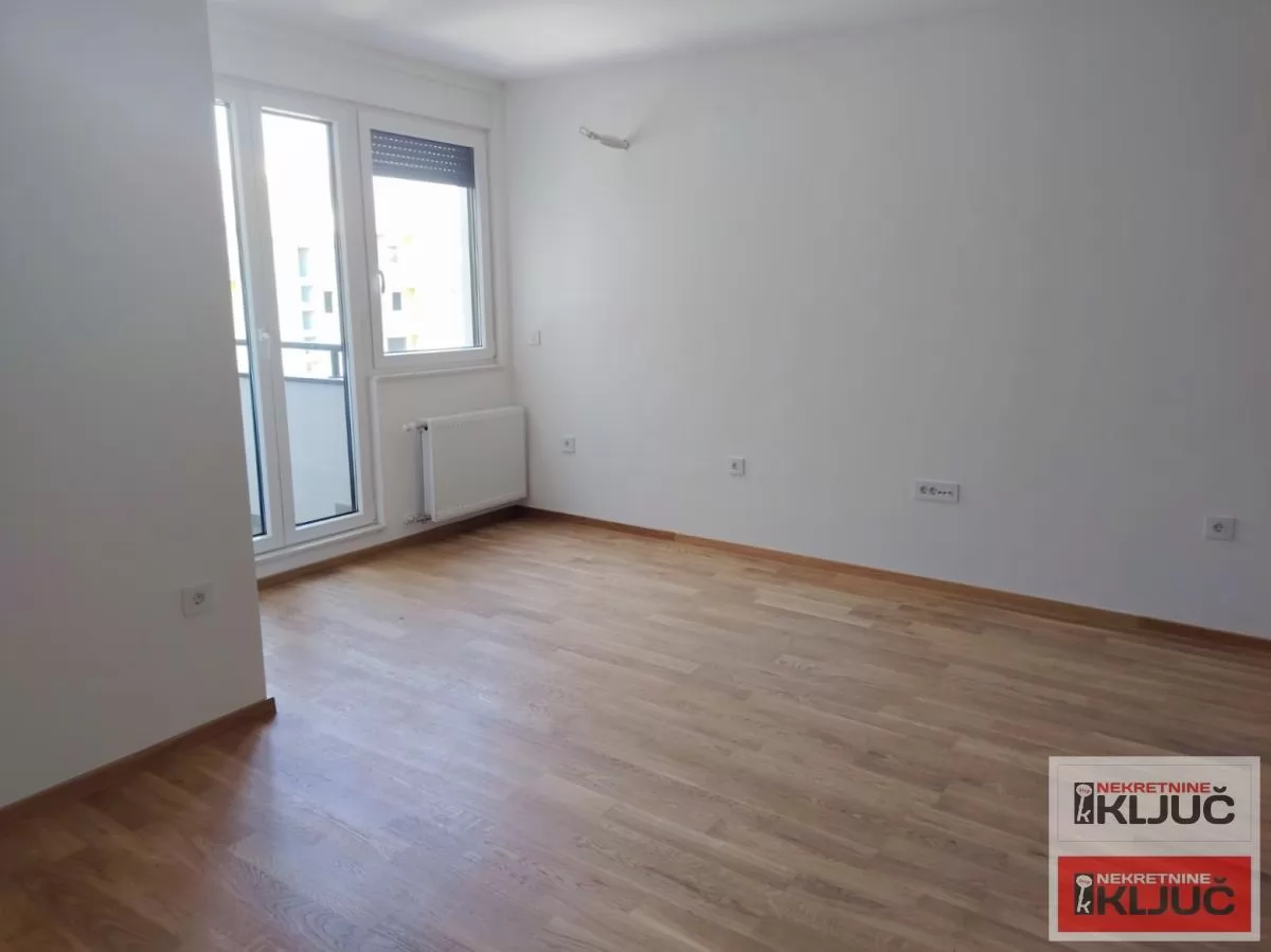 Telep, Novi Sad, 1.5-soban stan od 42 m², 3. sprat sa parking mestom 2