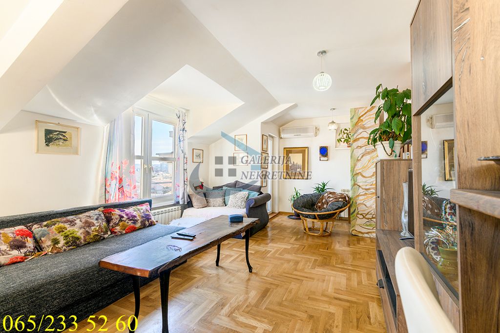 Voždovac  Lekino brdo   Banjalučka 94m2 1