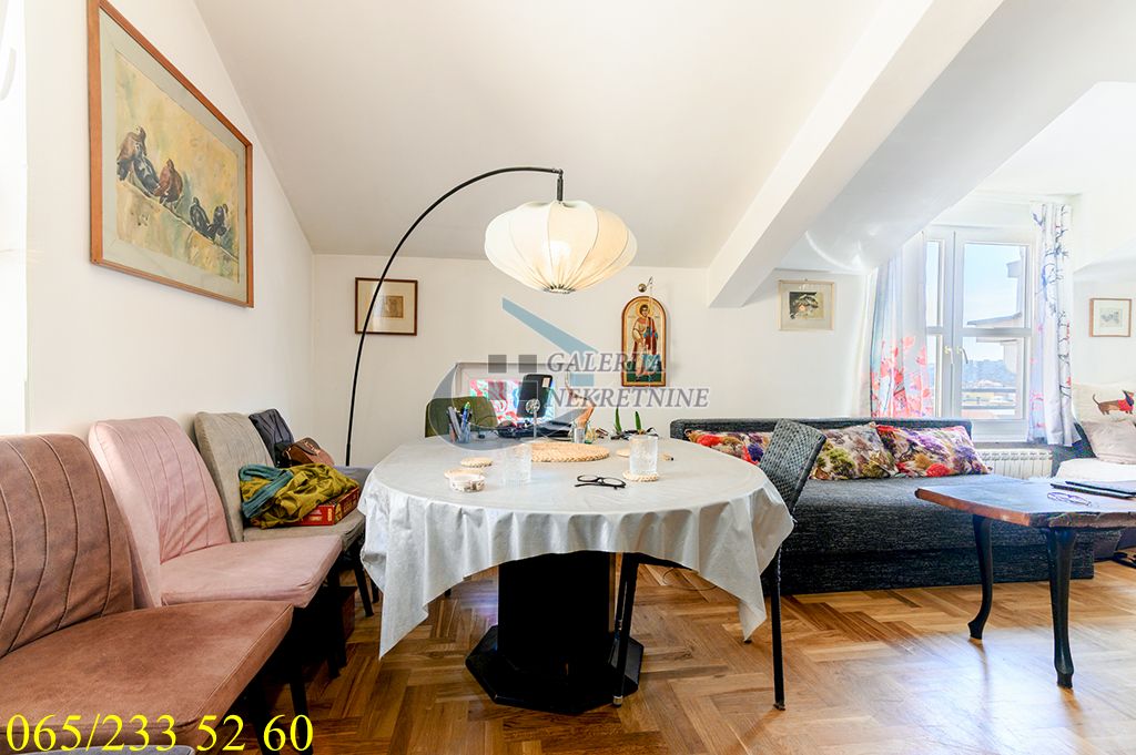 Voždovac  Lekino brdo   Banjalučka 94m2 4