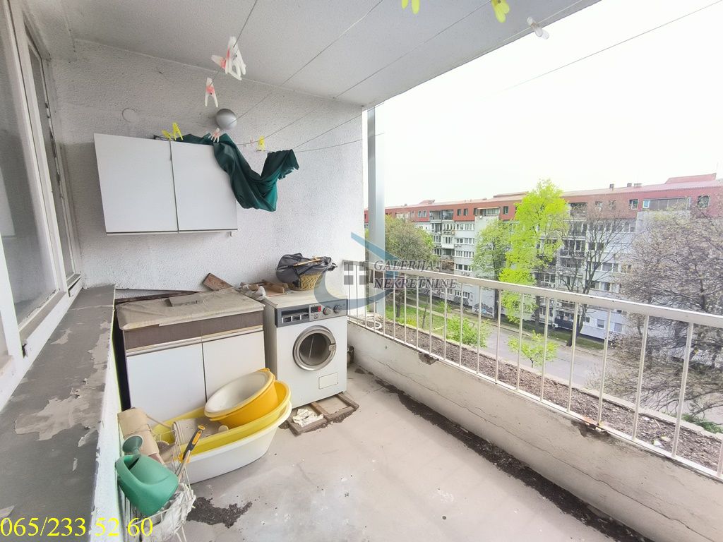 Voždovac  Konjarnik   Glasinačka 45m2 4