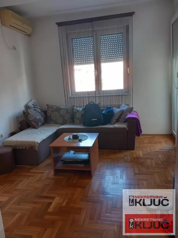 BULEVAR OSLOBOĐENJA IZDAJE SE NAMEŠTENA GARSONJERA 1