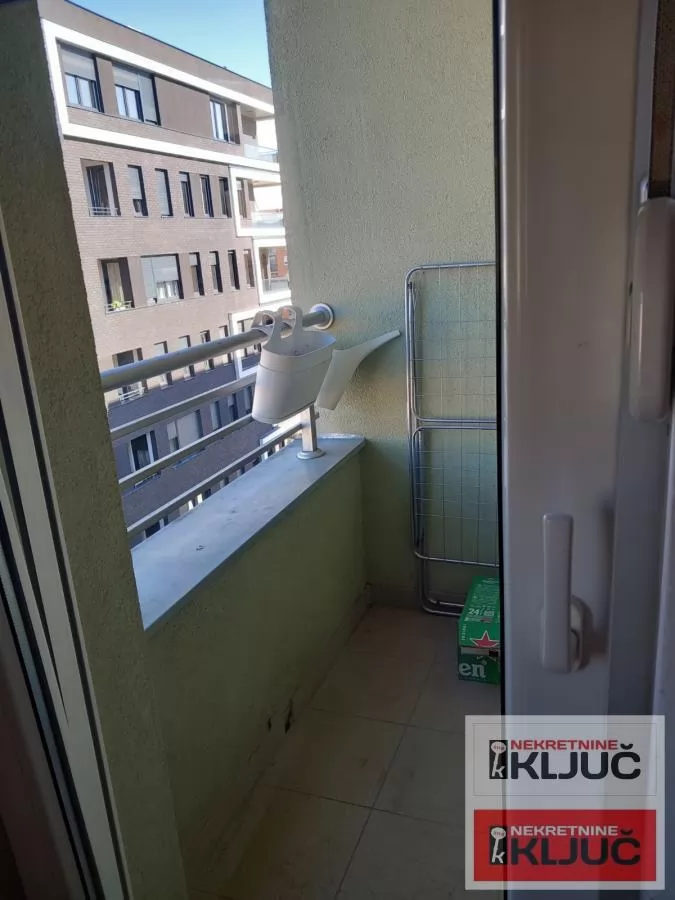 BULEVAR OSLOBOĐENJA IZDAJE SE NAMEŠTENA GARSONJERA 13