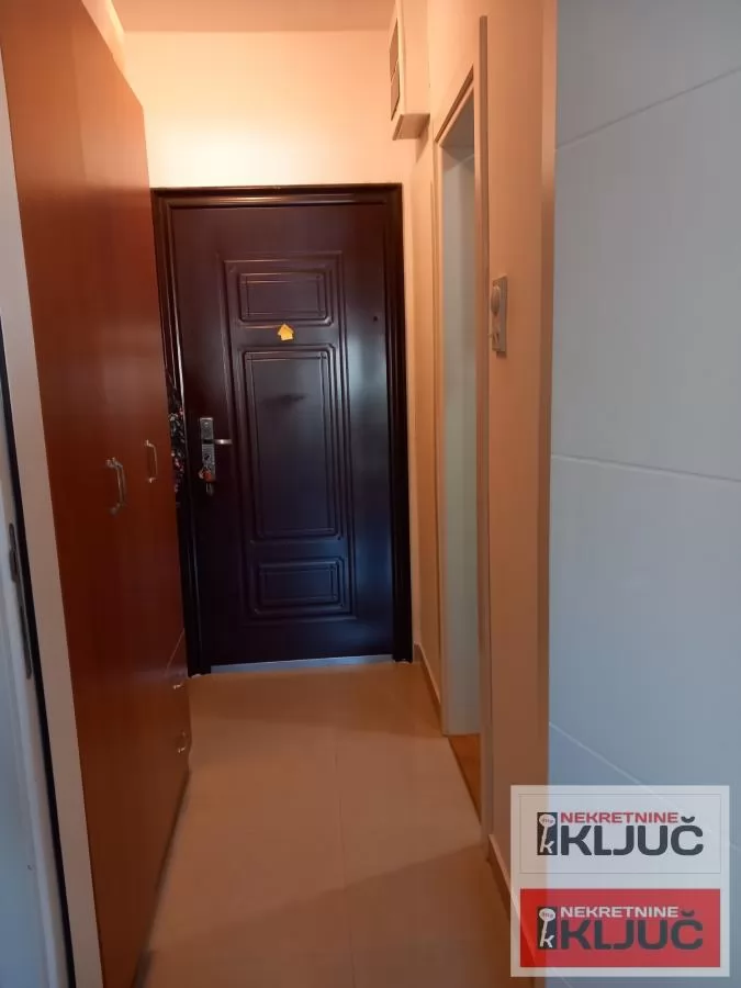 BULEVAR OSLOBOĐENJA IZDAJE SE NAMEŠTENA GARSONJERA 8