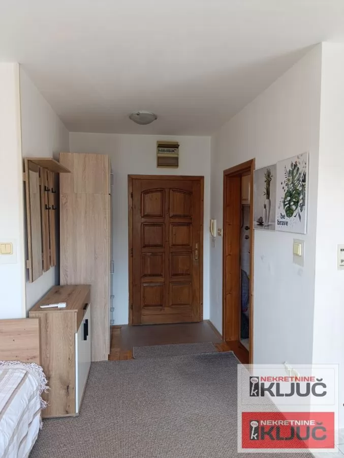 GRBAVICA IZDAJE SE NAMEŠTENA GARSONJERA 8