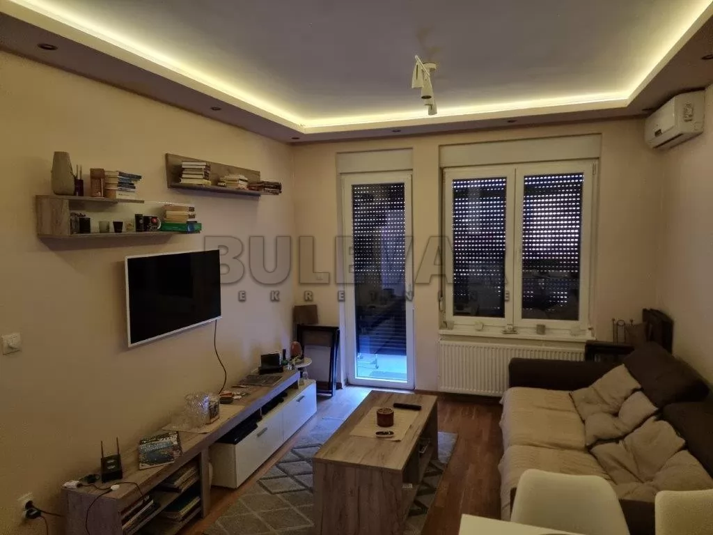 Jednosoban stan, 44 m2, Centar, Miloja Pavlovića ID: i-016207 1