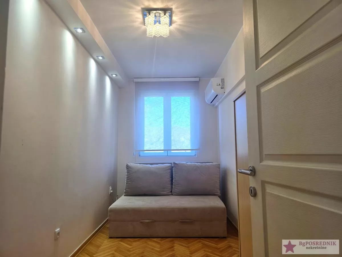 Palilula, Karaburma, Mirijevski bulevar, 53m2 9