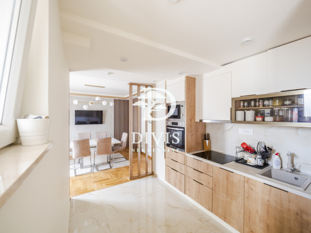 Namešten 3 5 stan u mirnoj ulici na Zvezdari  80m2 2