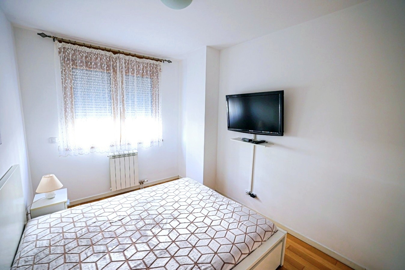 A blok  Dvosoban lux stan sa garazom  3