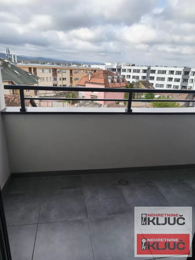 TELEP IZDAJE SE MODERNO OPREMLJENA GARSONJERA 10