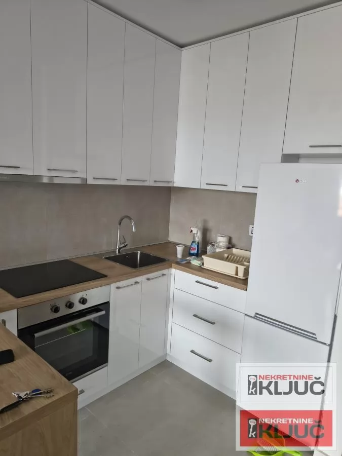 TELEP IZDAJE SE MODERNO OPREMLJENA GARSONJERA 5