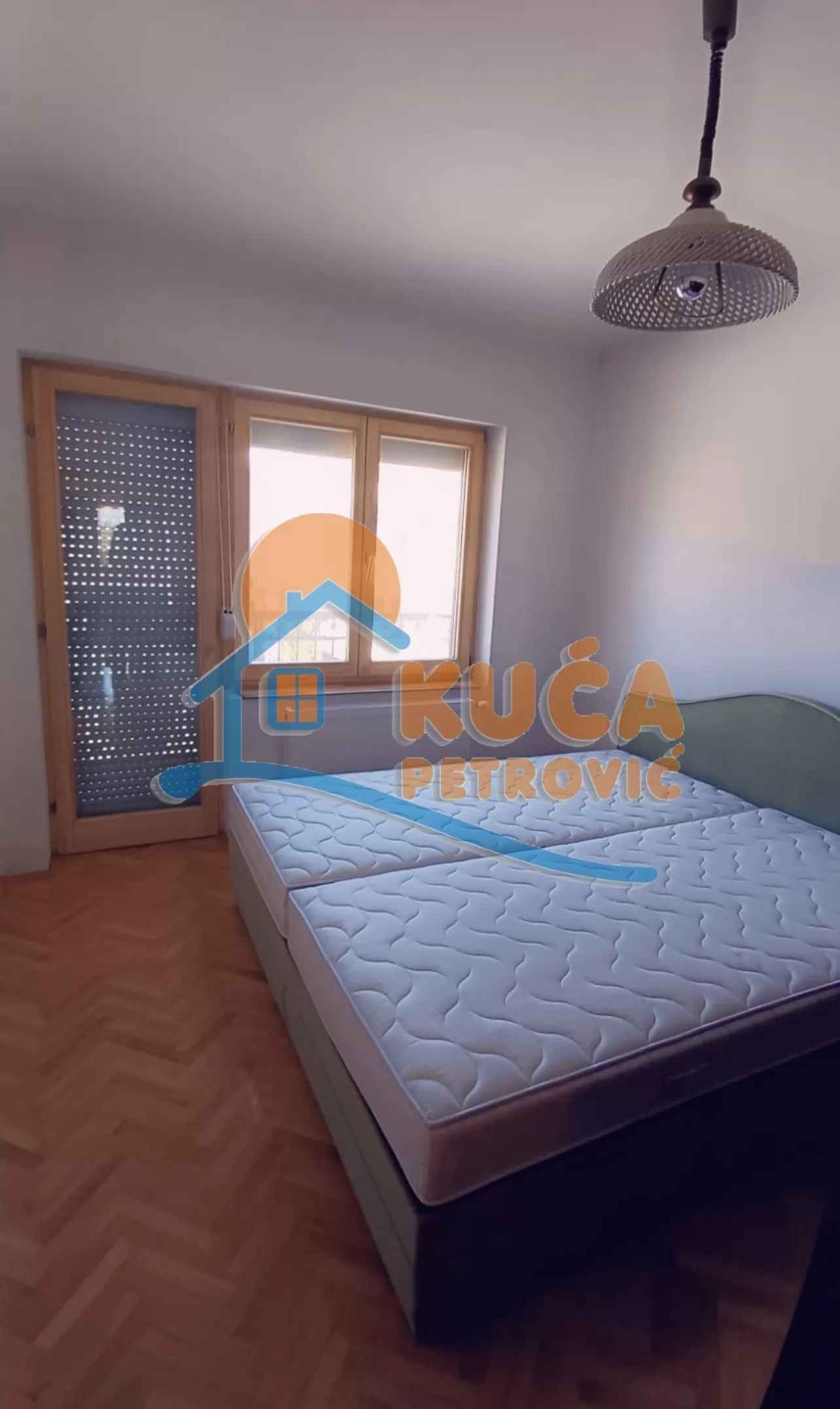 Trosoban stan, 107 m2, Pantelej, Janisa Janulisa ID: i-016220 7