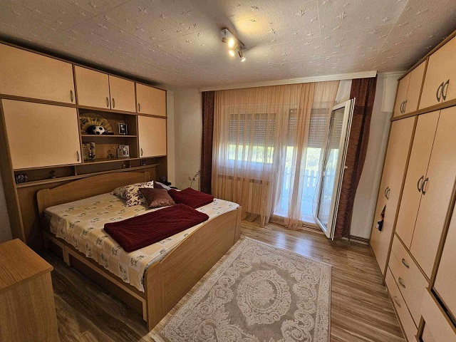 Prodaja porodicnog imanja Donje Nedeljice 4