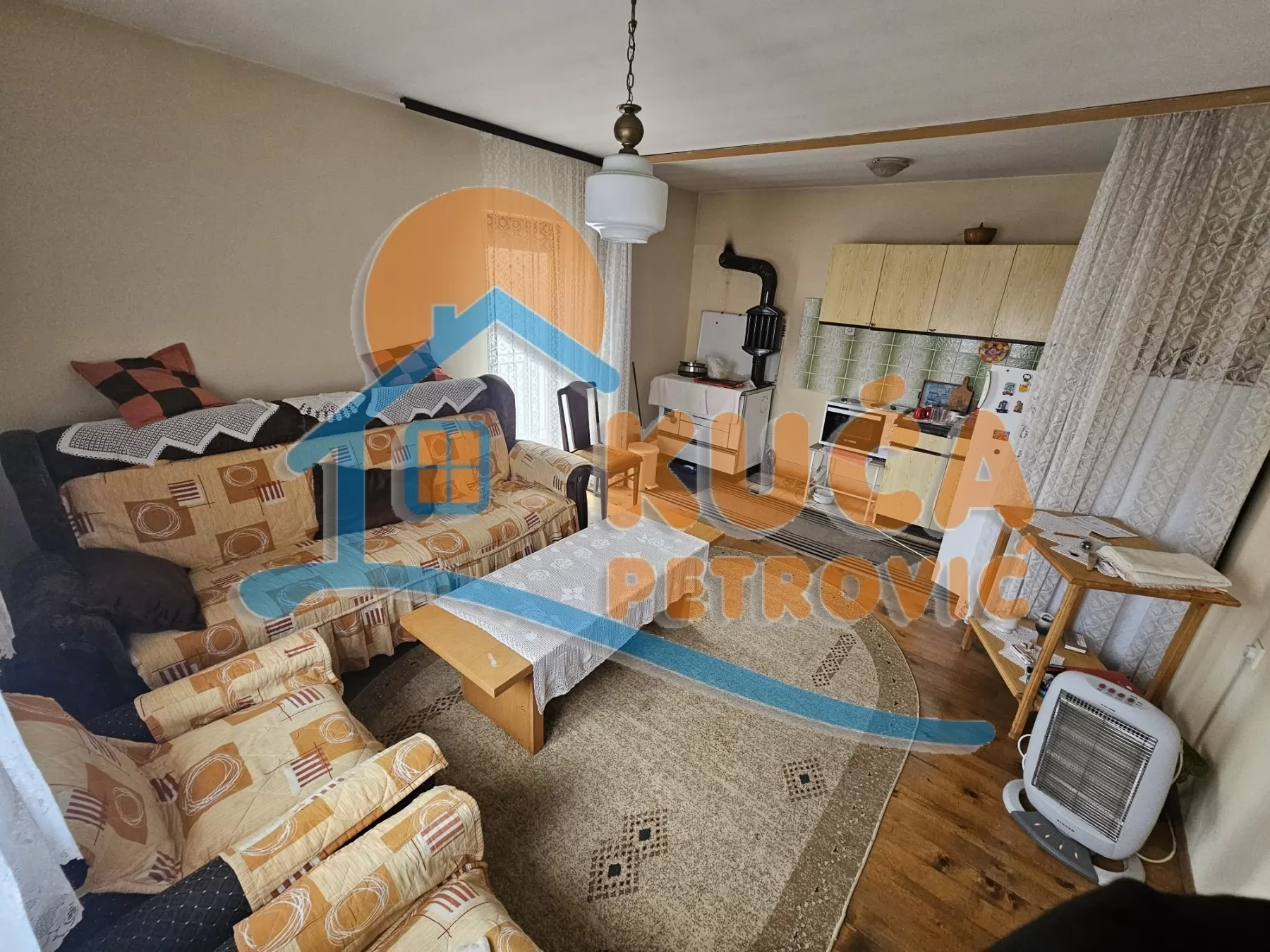 četvorosobna kuća, 198 m2, Avalska ID: p-016176 1