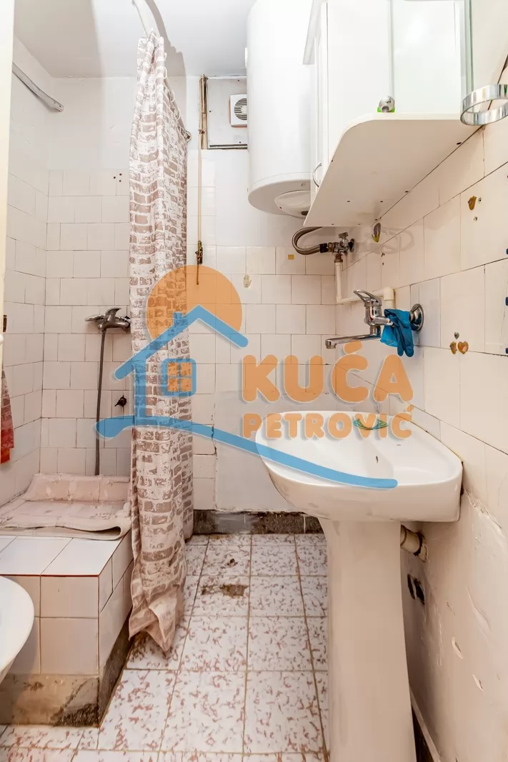 Dvosoban stan, 46 m2, Centar, Strahinjića Bana ID: p-016231 10