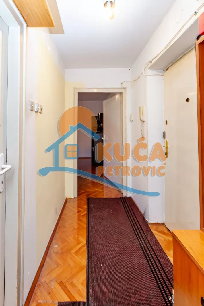 Dvosoban stan, 46 m2, Centar, Strahinjića Bana ID: p-016231 9