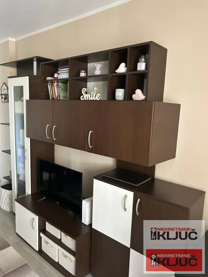 Izdavanje, Stan, Novi Sad, Bulevar Oslobođenja 3