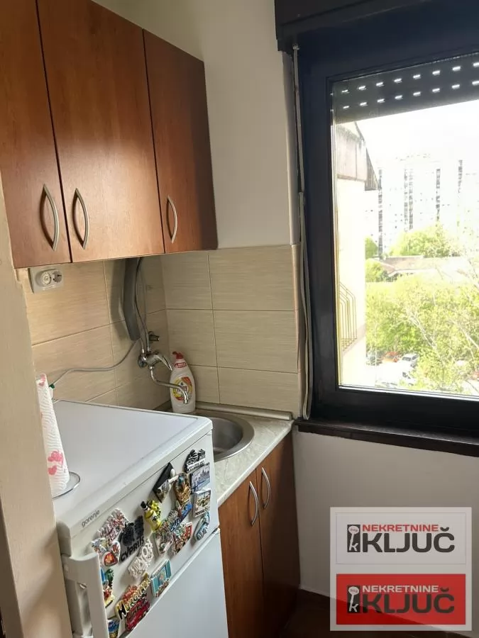 Izdavanje, Stan, Novi Sad, Bulevar Oslobođenja 7