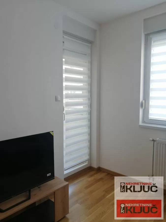 Jednoiposoban stan 38 m², Telep, Novi Sad-sa parking mestom 12