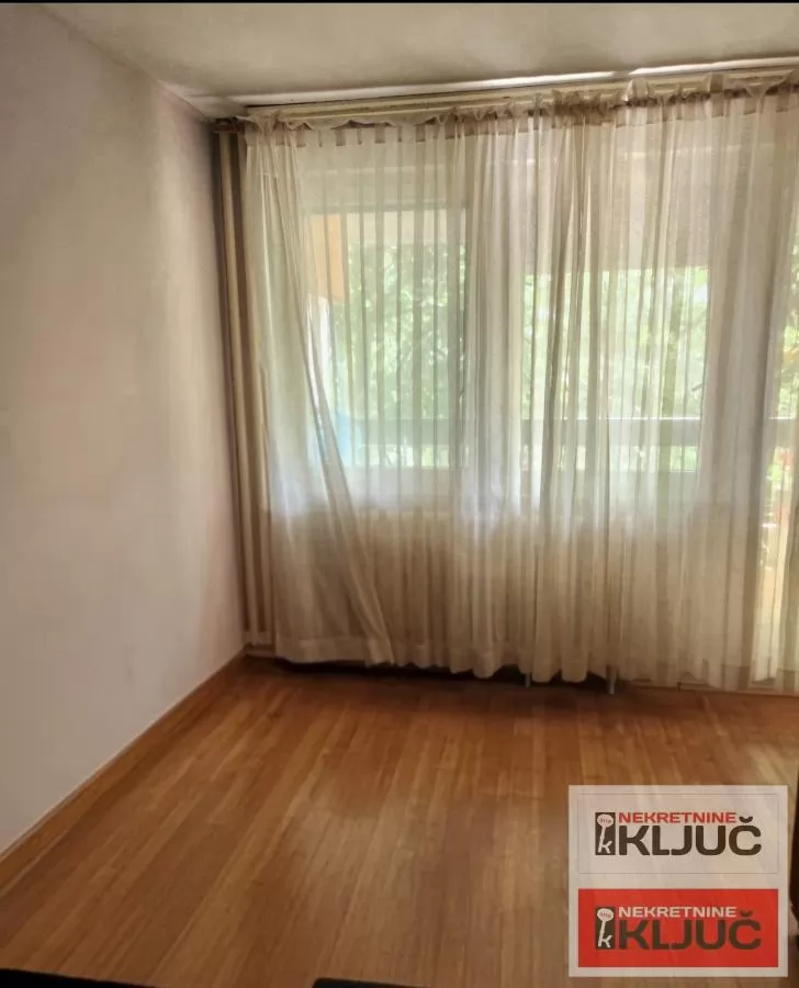 NOVO NASELJE IZDAJE SE JEDNOSOBAN DELIMIČNO OPREMLJEN STAN 10