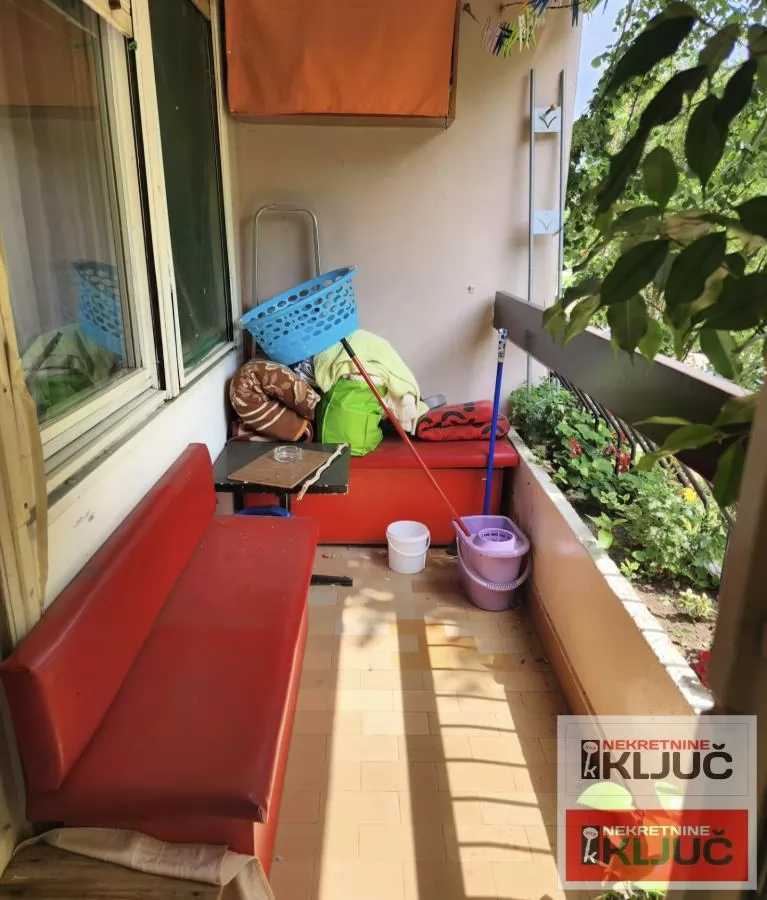 NOVO NASELJE IZDAJE SE JEDNOSOBAN DELIMIČNO OPREMLJEN STAN 18