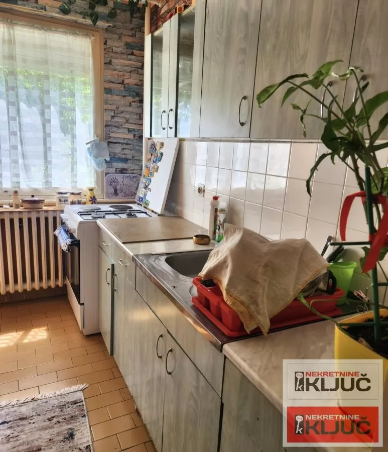 NOVO NASELJE IZDAJE SE JEDNOSOBAN DELIMIČNO OPREMLJEN STAN 2