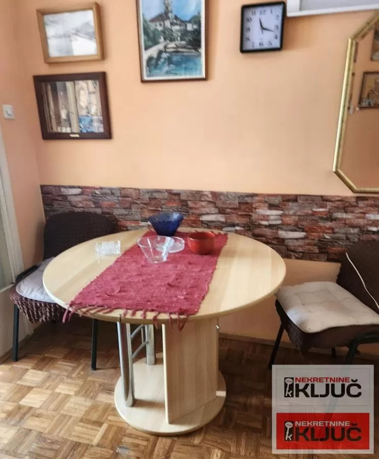 NOVO NASELJE IZDAJE SE JEDNOSOBAN DELIMIČNO OPREMLJEN STAN 5