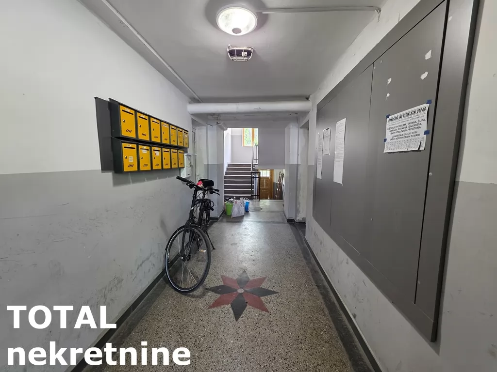 Stan,NOVI SAD,CENTAR,kv: 27.00, € 110000, ID: 1101292 17