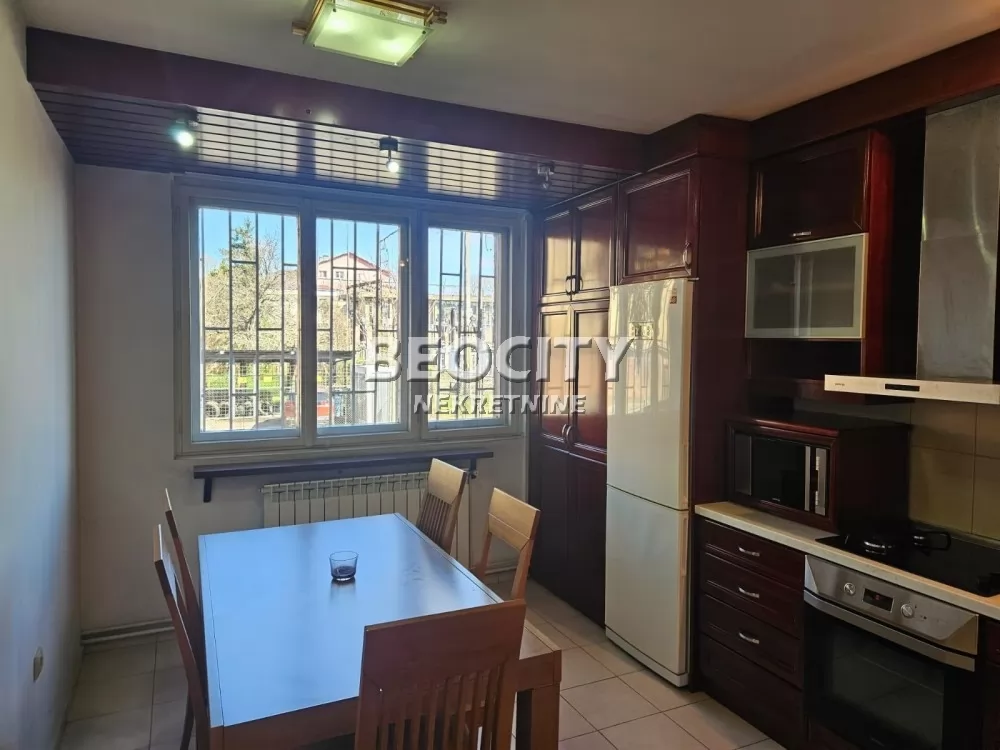 Trosoban stan, 71 m2, Palilula, Marijane Gregoran 1. prolaz ID: 131404 8