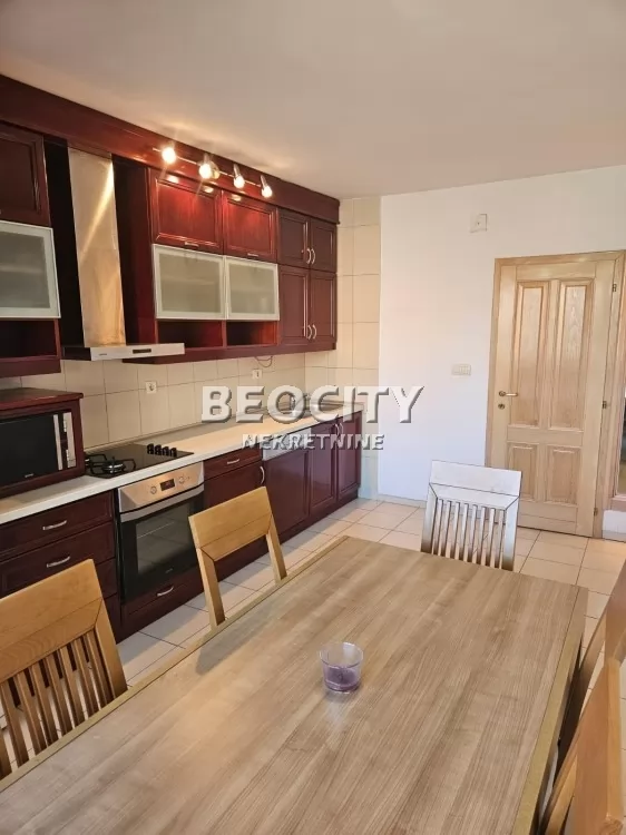 Trosoban stan, 71 m2, Palilula, Marijane Gregoran 1. prolaz ID: 131404 9